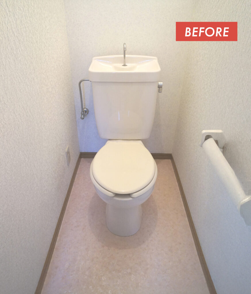 古く年期の入ったタイプのトイレ